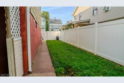 348 Fay Ave Apt #1, Elizabeth, NJ 07202 - Photo 12