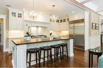 25 Norman Rd, Montclair, NJ 07043 - Photo 10