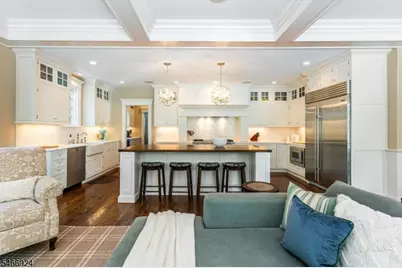 25 Norman Rd, Montclair, NJ 07043 - Photo 14