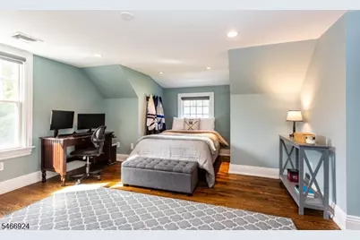 25 Norman Rd, Montclair, NJ 07043 - Photo 32