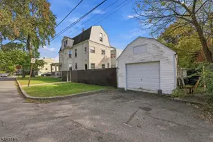 61 Spring St, Bloomfield, NJ 07003 - Photo 16