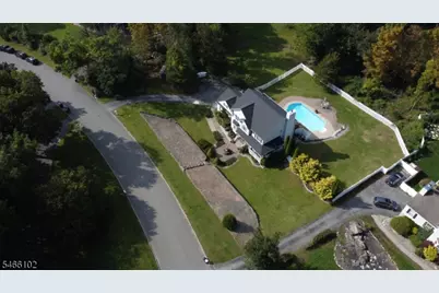 10 Macintosh Dr, Andover Township, NJ 07848 - Photo 6