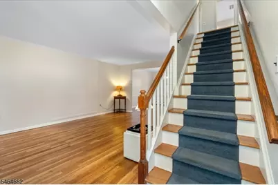 585 Trinity Pl #N, Westfield, NJ 07090 - Photo 2