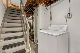 585 Trinity Pl, Westfield, NJ 07090 - Photo 20