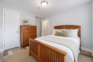 70 S Munn Ave, East Orange, NJ 07018 - Photo 14