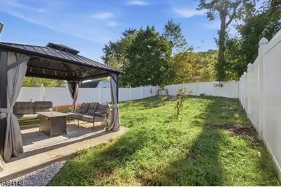 16 Green St, Oxford Township, NJ 07863 - Photo 28