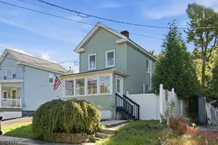 16 Green St, Oxford Township, NJ 07863 - Photo 2