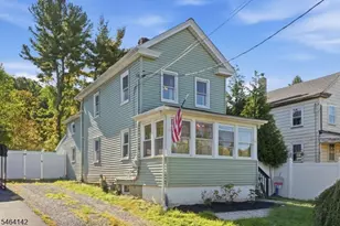 16 Green St, Oxford Township, NJ 07863 - Photo 4