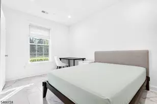 18 Parkside Ln, Teaneck Township, NJ 07666 - Photo 12
