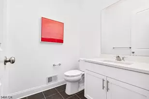 18 Parkside Ln, Teaneck Township, NJ 07666 - Photo 10
