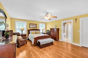 58 N Hillside Ave, Roxbury Township, NJ 07847 - Photo 24