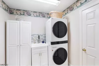 58 N Hillside Ave, Roxbury Township, NJ 07847 - Photo 22