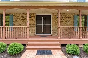 931 Vosseller Ave, Bridgewater, NJ 08836 - Photo 2