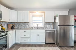 322 Broughton Ave, Bloomfield, NJ 07003 - Photo 6