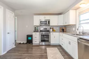 322 Broughton Ave, Bloomfield, NJ 07003 - Photo 8