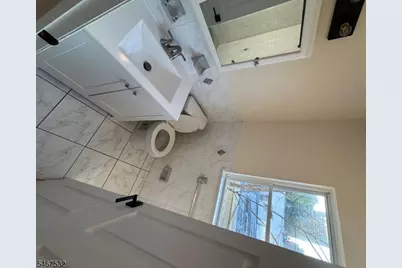 80 Walnut St, Newark, NJ 07102 - Photo 8