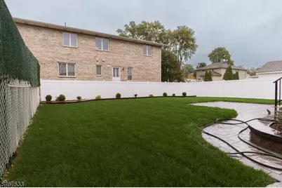 138 5th St, Saddle Brook Township, NJ 07663 - Photo 4