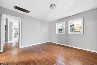 196 Fairmount Ave, Newark, NJ 07103 - Photo 20