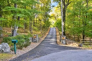 53 Tintle Rd, Kinnelon, NJ 07405 - Photo 8