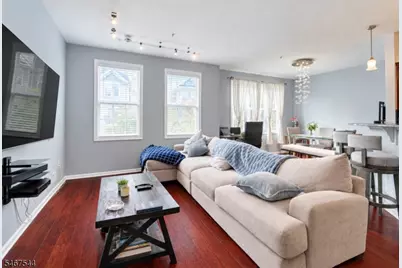105 George Russell Way, Clifton, NJ 07013 - Photo 6