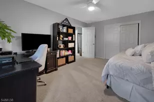 92 Edgefield Dr, Parsippany, NJ 07950 - Photo 24
