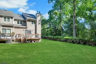 92 Edgefield Dr, Parsippany, NJ 07950 - Photo 36