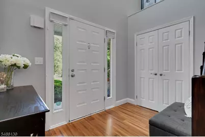 92 Edgefield Dr, Parsippany, NJ 07950 - Photo 4