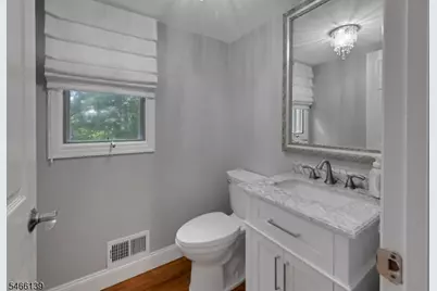 92 Edgefield Dr, Parsippany, NJ 07950 - Photo 18
