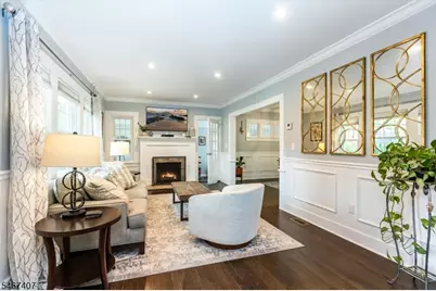 64 Chestnut Rd, Verona, NJ 07044 - Photo 4