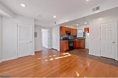 346 Sanford Ave, Newark, NJ 07106 - Photo 4