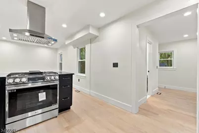 1310 Woodland Ave, Plainfield, NJ 07060 - Photo 12