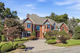 54 Burnet Hill Rd, Livingston, NJ 07039 - Photo 2
