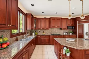 54 Burnet Hill Rd, Livingston, NJ 07039 - Photo 16