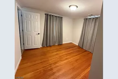 2209 Lakeside Dr W, Vernon, NJ 07422 - Photo 8