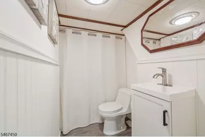 124 Rhoda Ave, Nutley, NJ 07110 - Photo 14