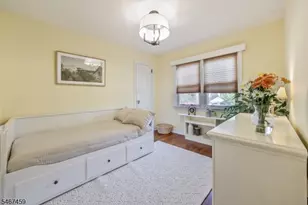 124 Rhoda Ave, Nutley, NJ 07110 - Photo 10