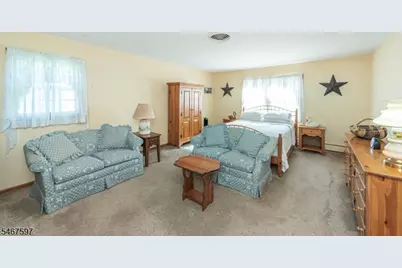 115 Churchill Dr, Clifton, NJ 07013 - Photo 14