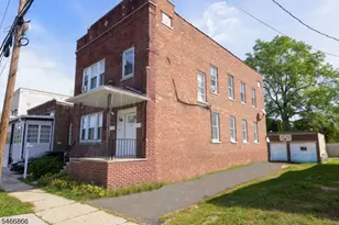 121 Baldwin Pl, Bloomfield, NJ 07003 - Photo 18