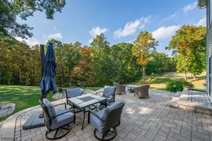 9 Old Traveled Way, Roxbury Township, NJ 07852 - Photo 4