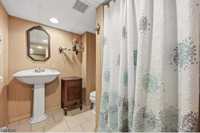 15 Adelaide St, Belleville Twp., NJ 07109 - Photo 20
