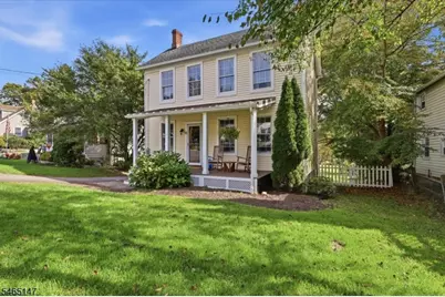 28 East St, Clinton Township, NJ 08801 - Photo 2