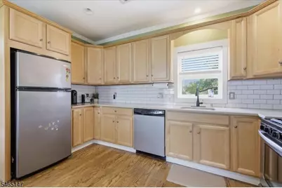 28 East St, Clinton Township, NJ 08801 - Photo 10