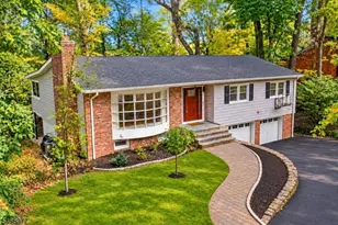 37 Mea Dr, Berkeley Heights Township, NJ 07922 - Photo 1