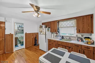 130 Rowland Ave, Clifton, NJ 07012 - Photo 14
