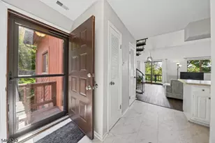 1 Red Lodge Dr, Vernon, NJ 07462 - Photo 6
