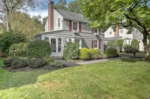52 Crescent Rd, Livingston, NJ 07039 - Photo 1