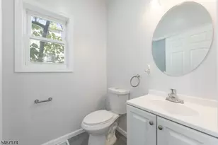 137 Amherst St, East Orange, NJ 07018 - Photo 16