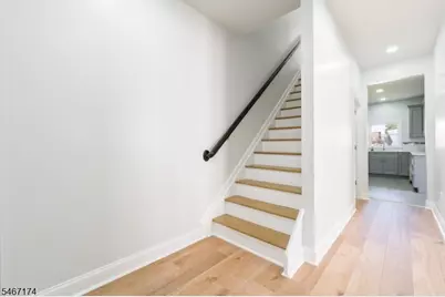 137 Amherst St, East Orange, NJ 07018 - Photo 6
