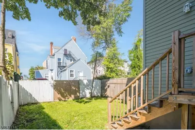 137 Amherst St, East Orange, NJ 07018 - Photo 34