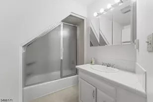 38 Forest Ave, Verona, NJ 07044 - Photo 44